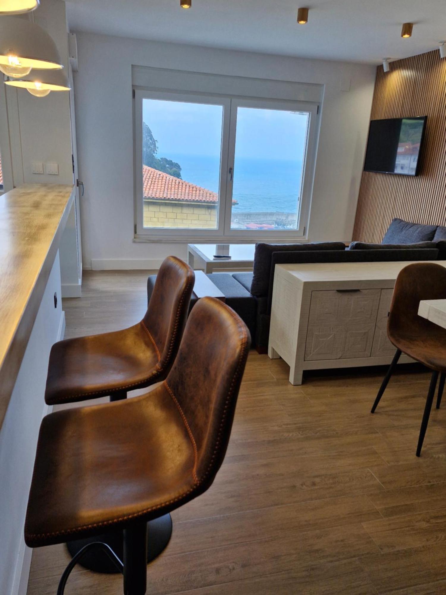Casa Laurentina Lastres Luaran gambar