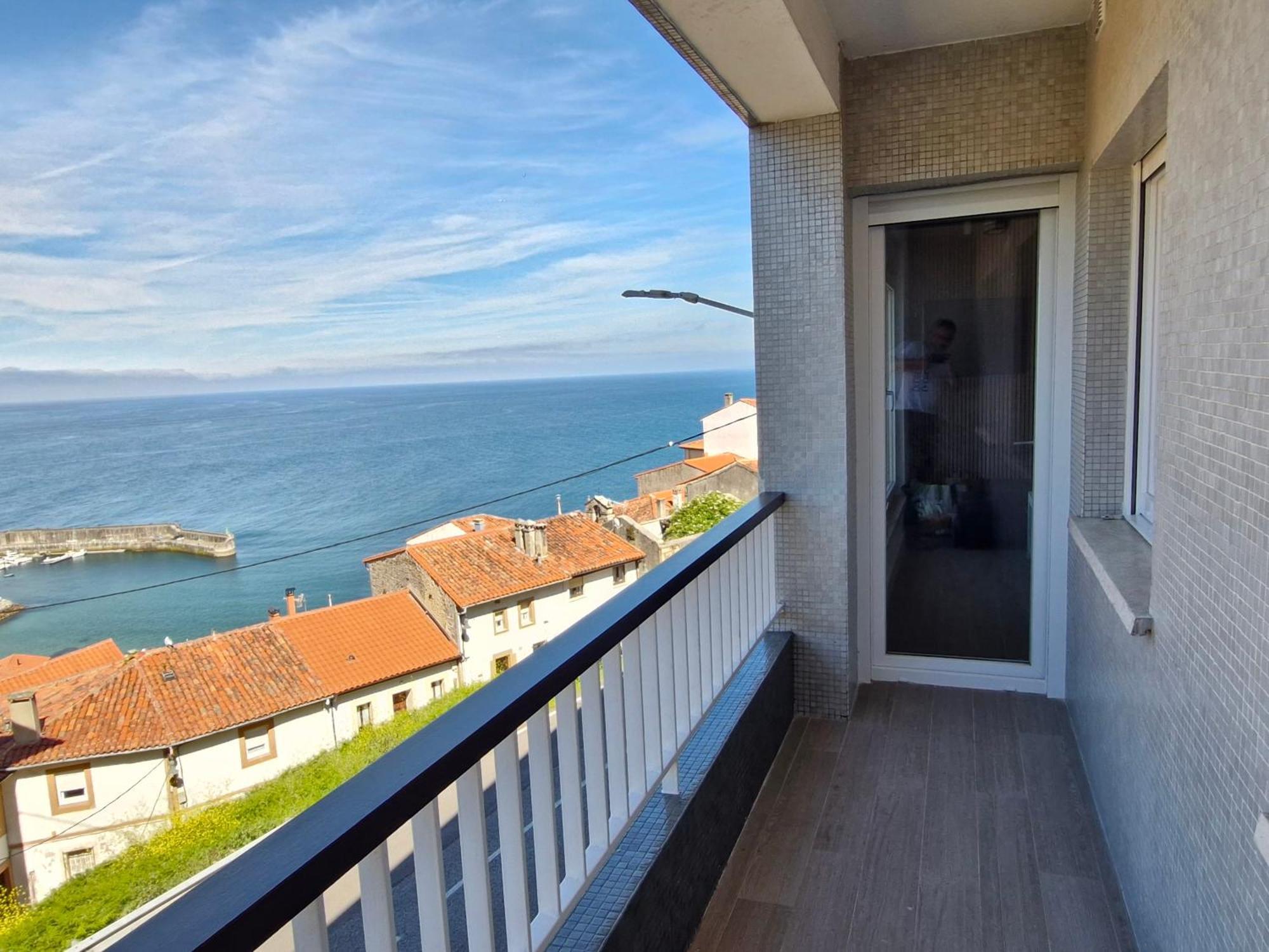 Casa Laurentina Lastres Luaran gambar